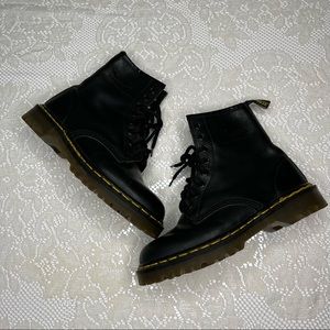 Dr. Martens made in England 1460 Size 7 Air Cushioned Soles Airware